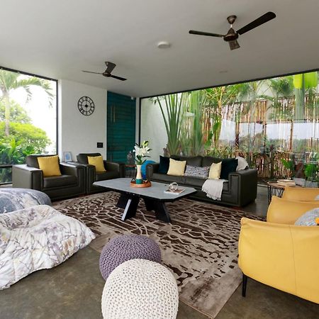 Open House By Stayvista - Nestled In Nature, Featuring A Swimming Pool & Expansive Lawn For A Serene Retreat Shikrapur Eksteriør bilde