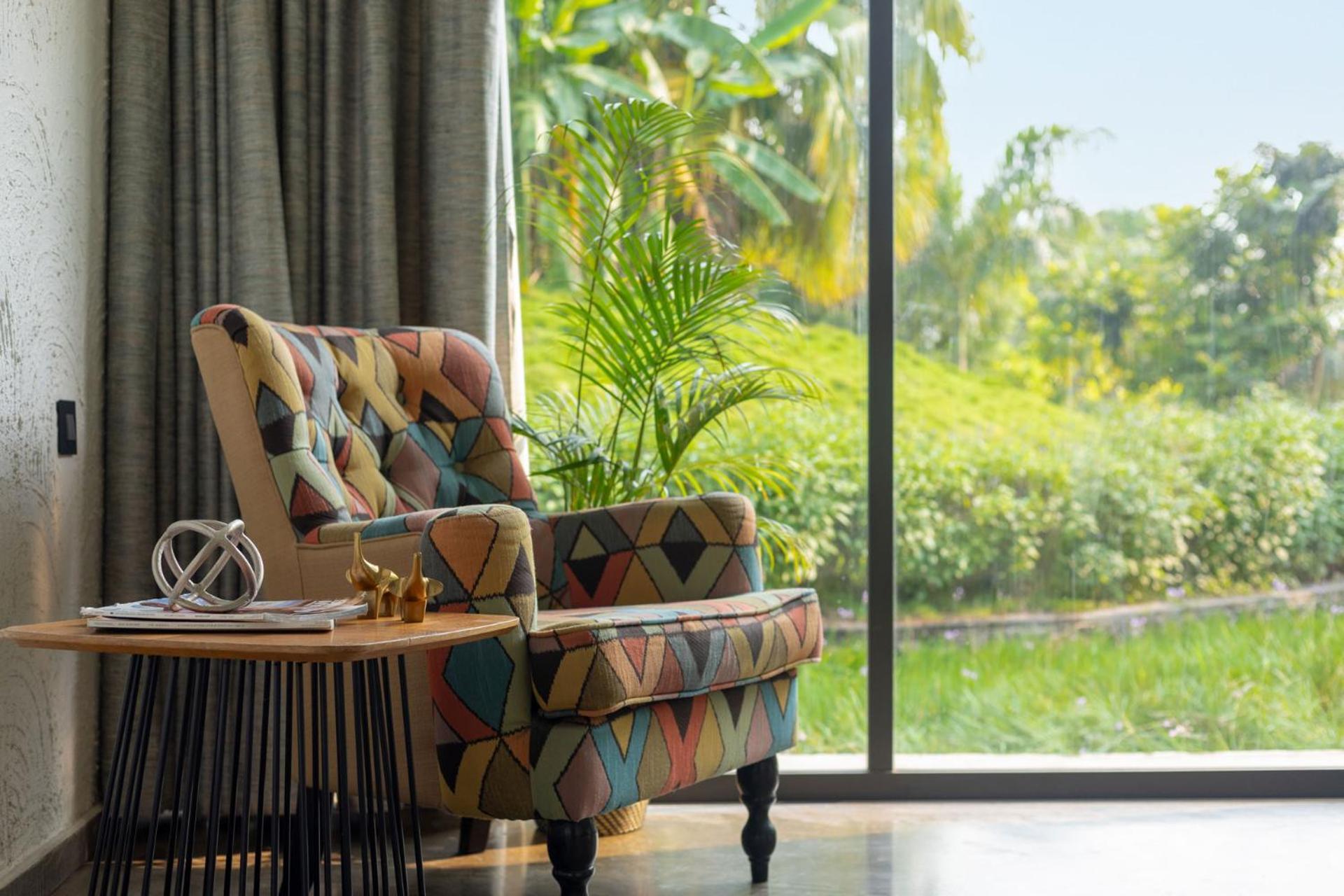 Open House By Stayvista - Nestled In Nature, Featuring A Swimming Pool & Expansive Lawn For A Serene Retreat Shikrapur Eksteriør bilde